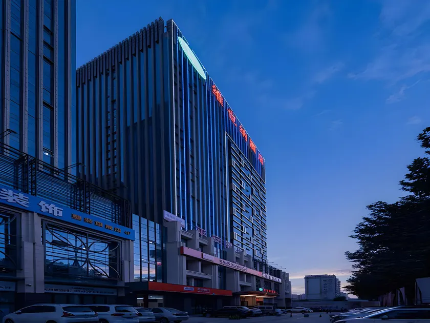 Vienna Hotel Henan Luoyang Jiudu Road Wanda - Image 1