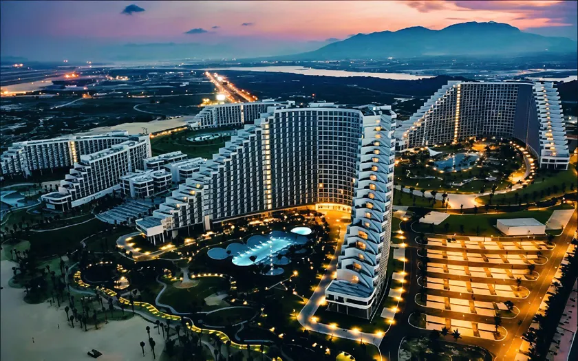 AirPort Cam Ranh Resort - Image 1