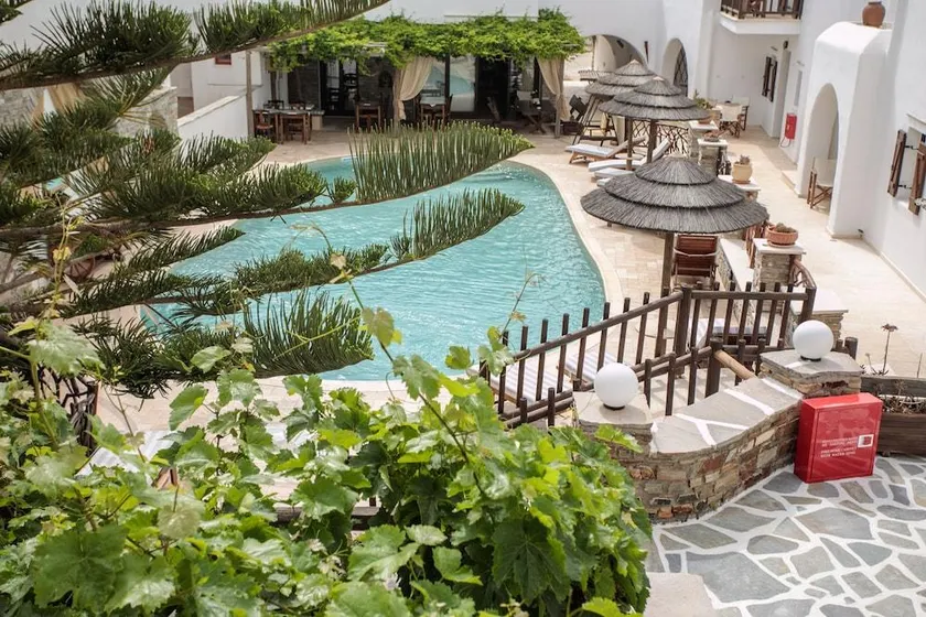 Anemomilos Beach hotel - Image 1
