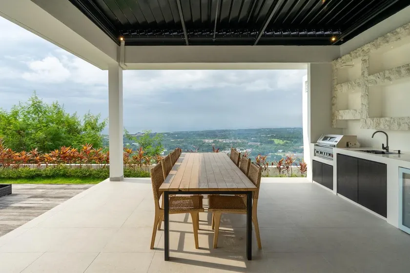 Ocean View 4BR Villa in Bingin - Image 1