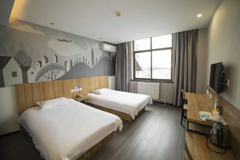 Eaka 365 Hotel Chain (Botou People's Park) - Image 1