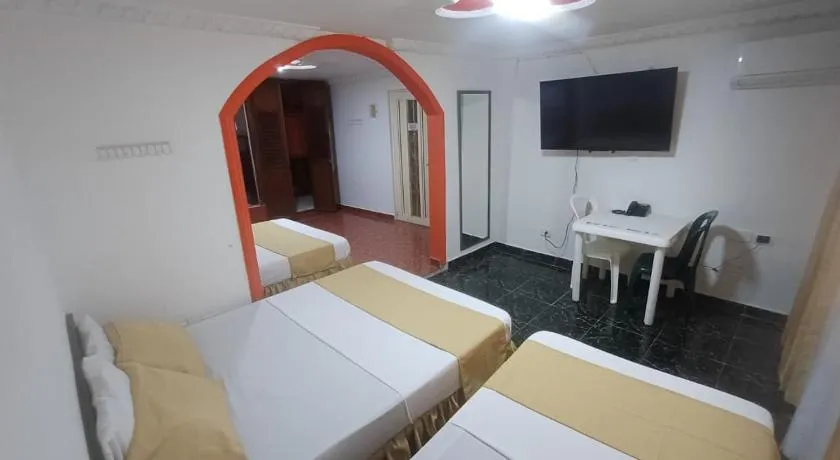 HOTEL DULCES SUEÑOS - Image 1
