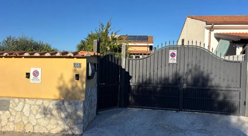 Tra gli ulivi - Image 1
