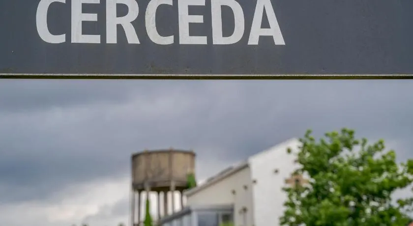 Albergue de Cerceda - Image 1