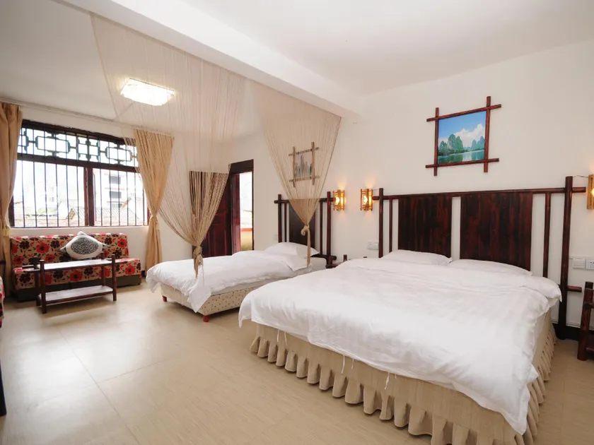 Yangshuo Xingping Our Inn-Near 20 Yuan Background - Image 1