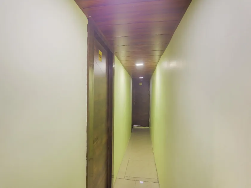 Hotel O Shree Krishna Restaurant - Image 1