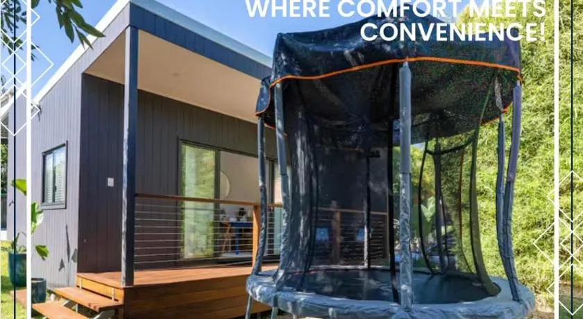 Tiny Home 1BD, 1BA in Clayfield, Near Brisbane CBD M2 - Image 1