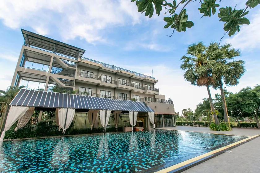 Baan Phing Phu Praew Cha-Am Resort บ้านพิงภูแพรว รีสอร์ท ชะอำ - Image 1