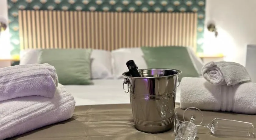 Florio Rooms - Image 1