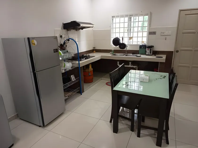 Homestay Qaseh Ibu - Image 1