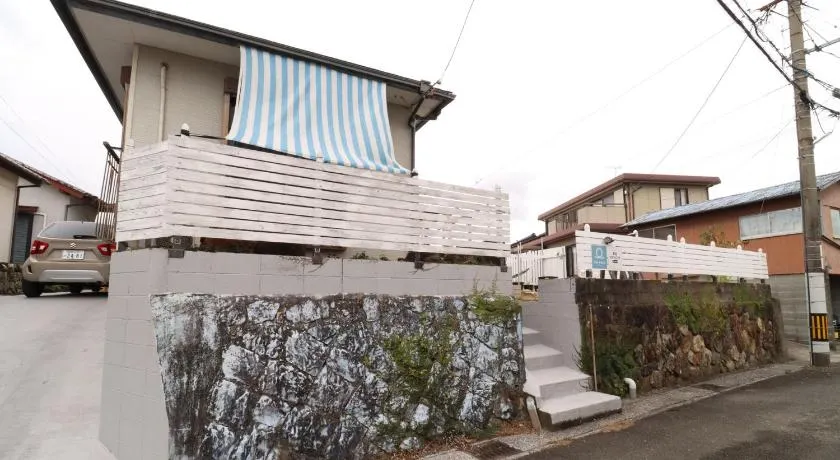 Port House - Image 1