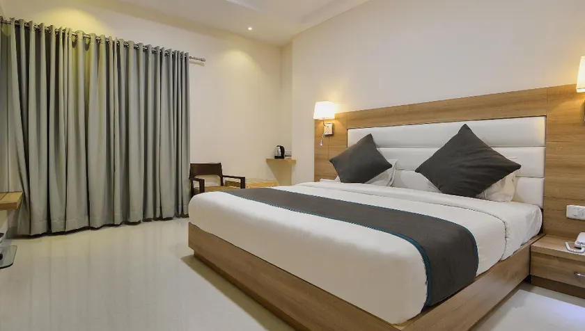 Hotel O Blue Orchid - Image 1
