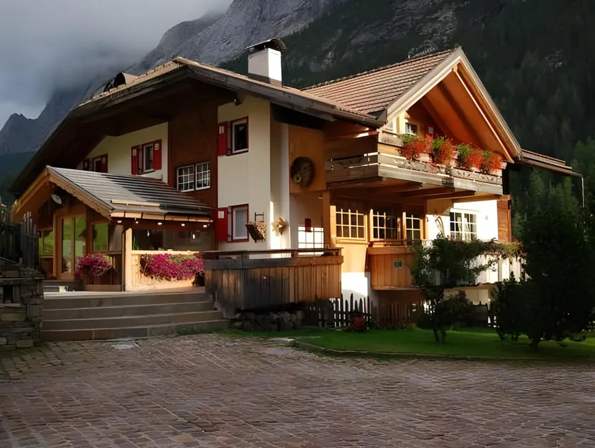 Chalet Tobià Apartments - Image 1