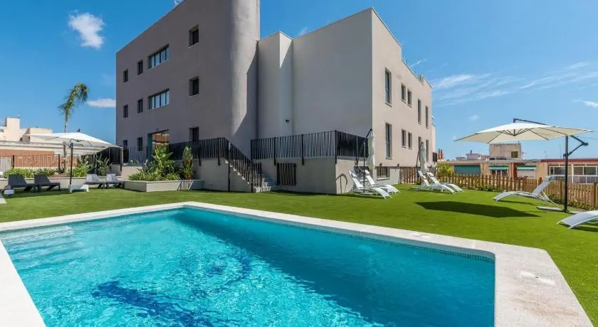 Aparthotel L' Alcor - Image 1