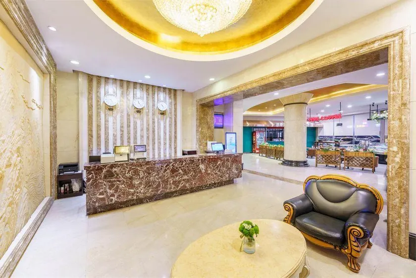 Friendly Hotel (Meimei Shopping Center Autonomous Region Museum Branch) - Image 1