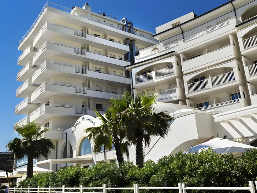 Yes Hotel Touring & SPA - Image 1