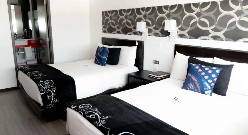 Hotel Black Boutique - Image 1