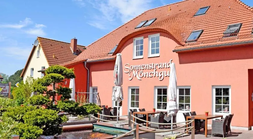 Das kleine Hotel auf Mönchgut - Image 1