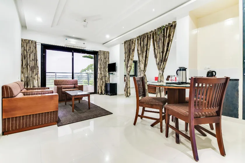 Sapphero Resorts - Image 1