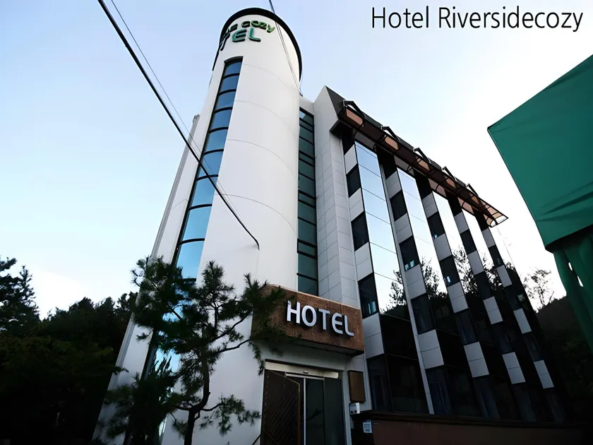 Hotel Riversidecozy - Image 1