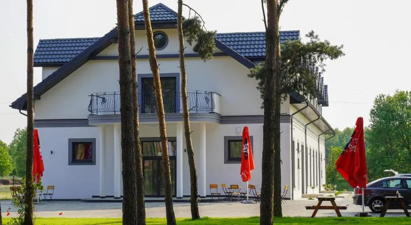 Dębowy Dworek - Image 1