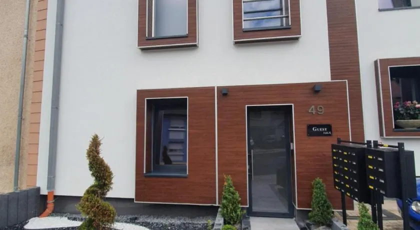 Guesthaus 1 - Image 1