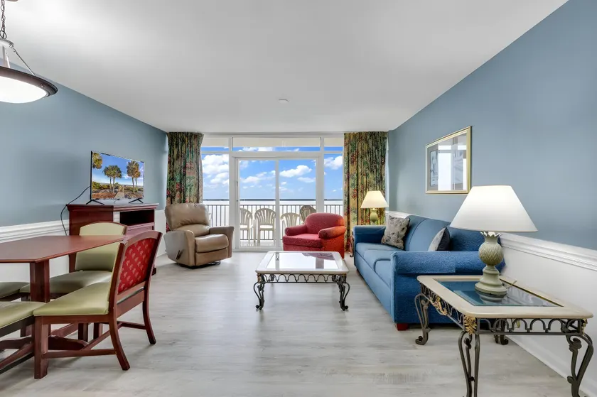 Atlantica Resort Condo Oceanfront Close to the beach - Image 1