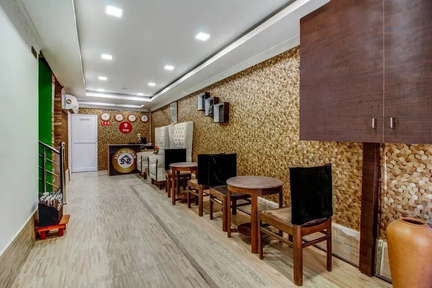 OYO Flagship Spc & Span - Image 1