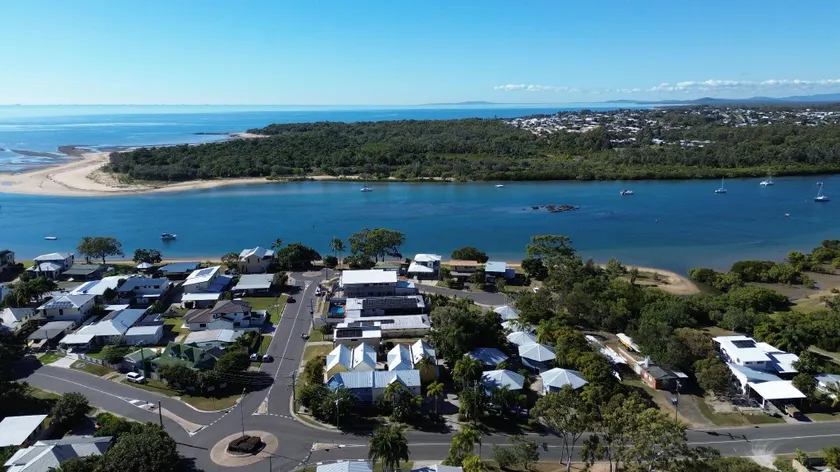 Boyne Island Motel and Villas - Image 1