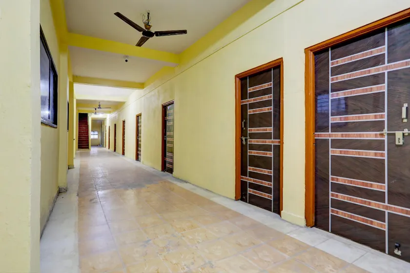 Hotel O 3 Star - Image 1