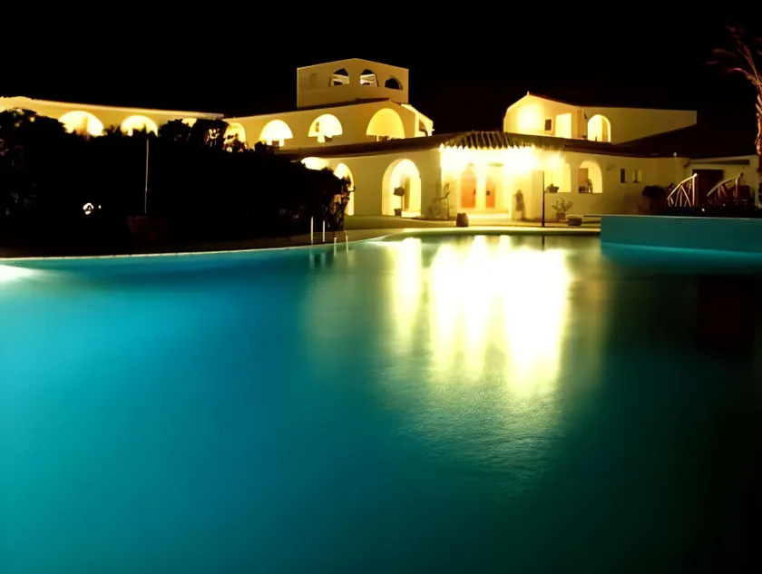 Hotel Luci Del Faro - Image 1