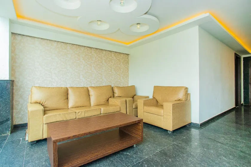Hotel O Corner Golf View Near Embassy Golf Link Business Park - Image 1