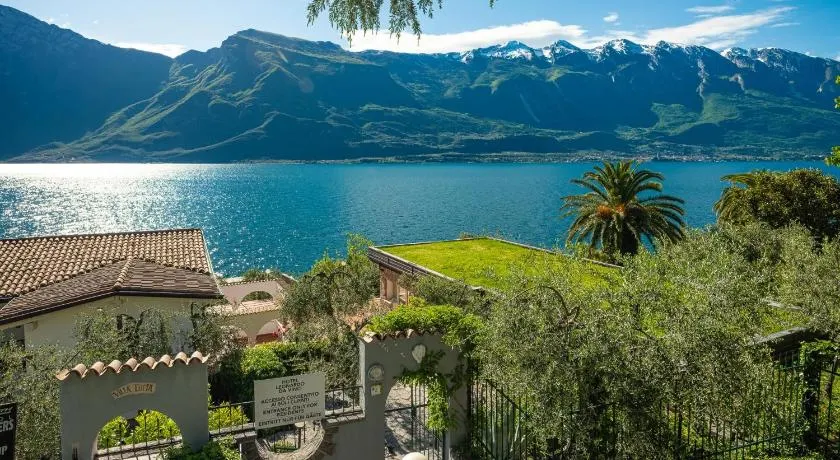 Villa Helena - Image 1