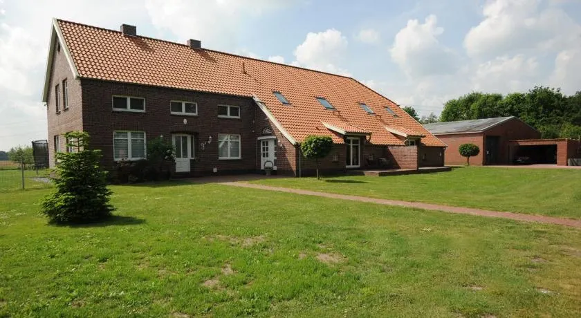 Ferienwohnungen zum Lengener Meer 35527 - nur für Urlaubsgäste - Image 1