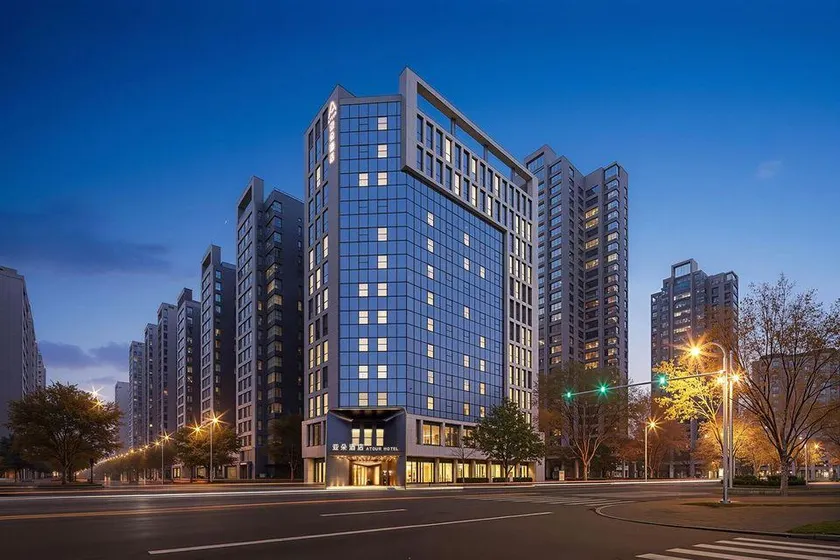 Atour Hotel,Changqing Road Metro Station,Xi'an North Station - Image 1