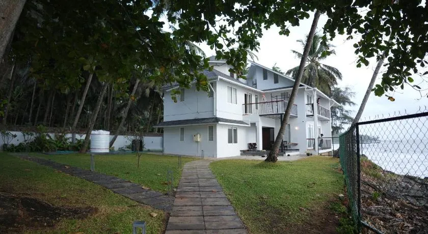Coastline 4Bedroom cliffside villa - Image 1