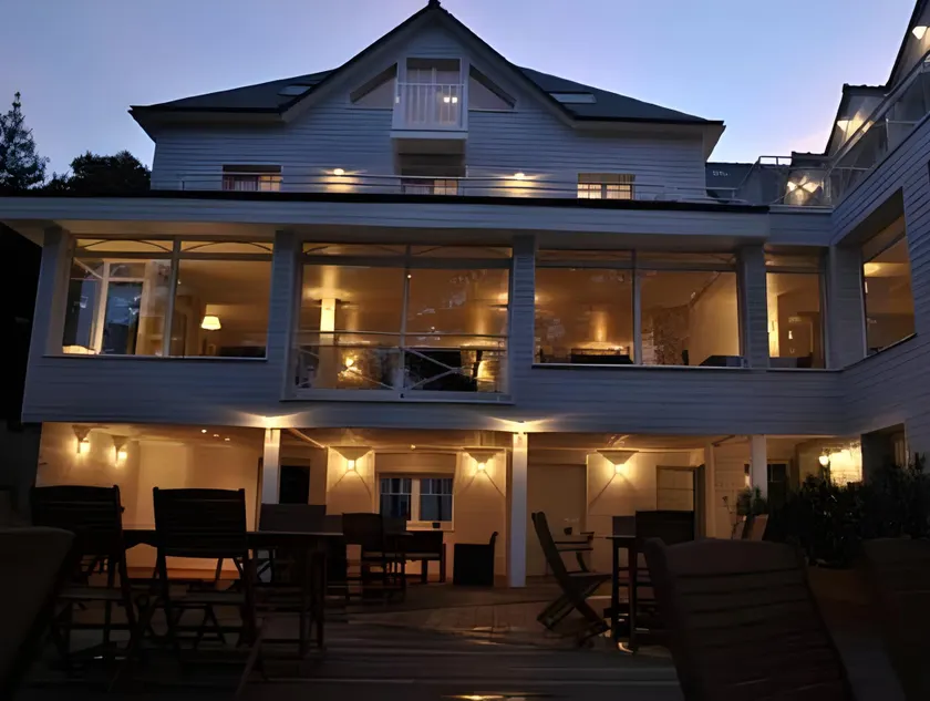 La Villa Bel Ange Hotel - Image 1