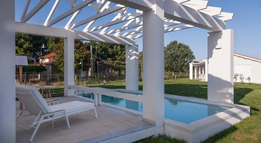 White Villas - Image 1