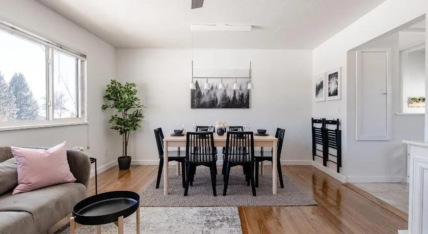 Well-Stocked, Family Friendly Home on the Westside STR-1669 - Image 1