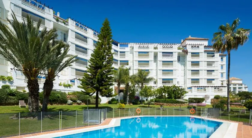Luxury 5* 3 beds apartment in Playas del Duque, Puerto Banus Marbella - Image 1