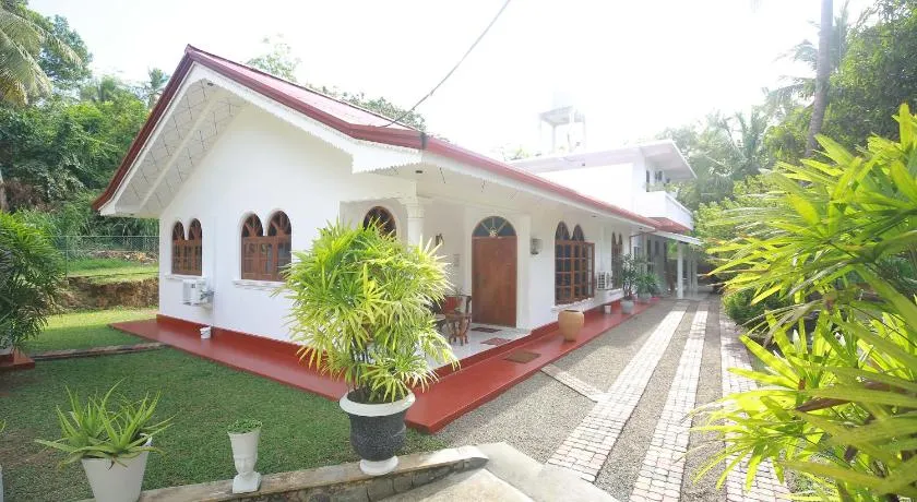 Ocean villa - Image 1