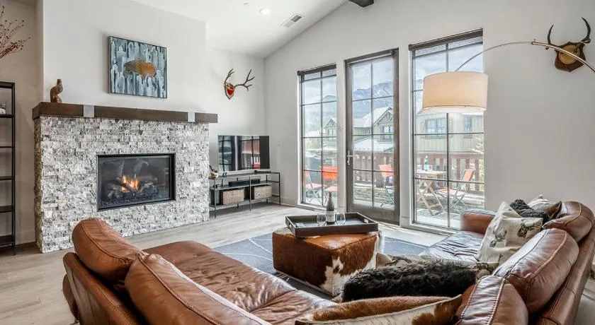 Creekhouse 1334 - Image 1