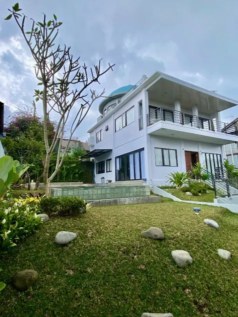The Kynon Villa - Image 1