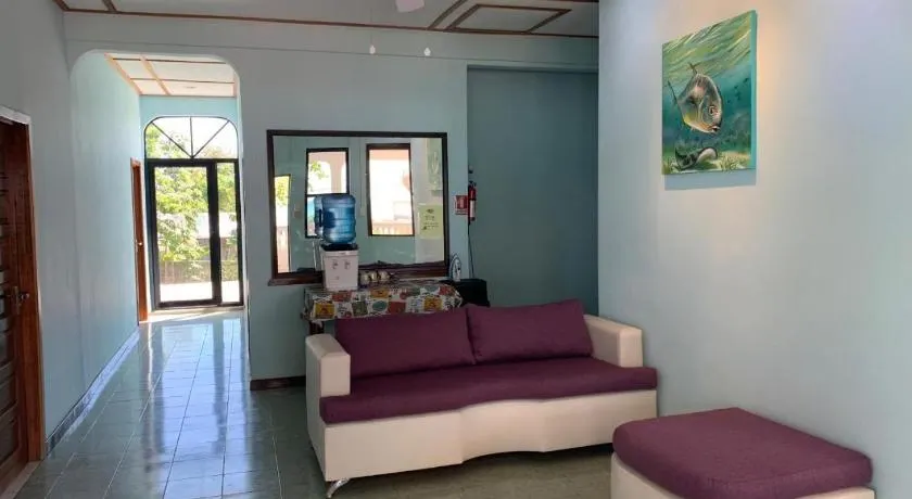 Fernando'S Seaside Guest House - Image 1
