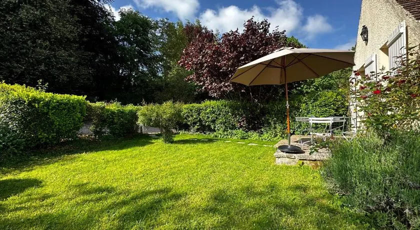 Cottage Vesqueville - Image 1