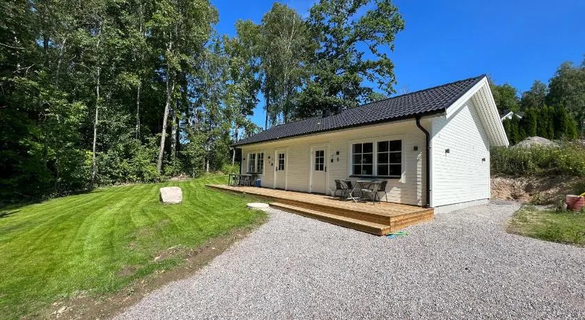 Villa sjöviken 24 - Image 1