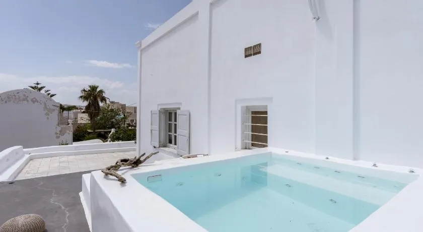 On An Island suites & apartments - Fira - Image 1