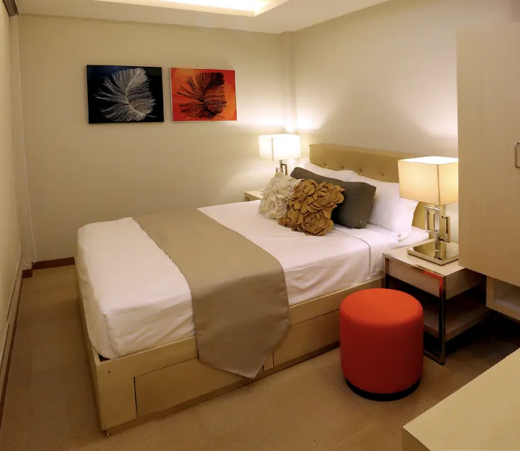 KLM Condotel - Image 1