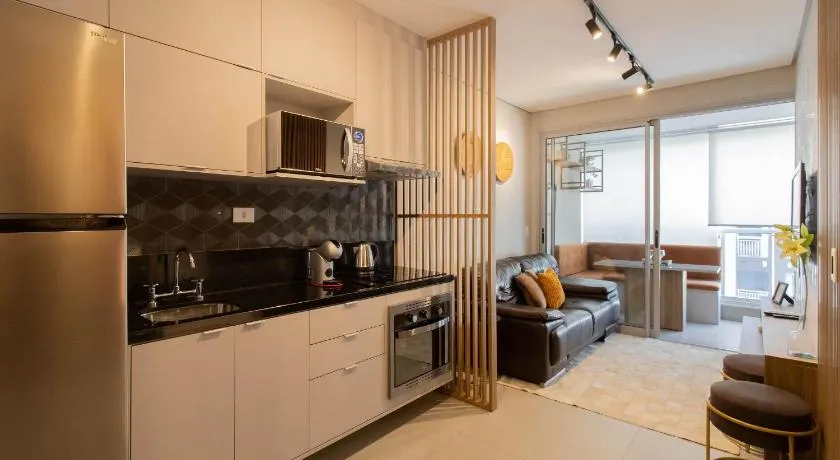 Apartamento super completo no Helbor Patteo Bosque Maia, com vaga de estacionamento, mercado 24h ao lado e a 11km do Aeroporto Internacional de Guarulhos - Image 1