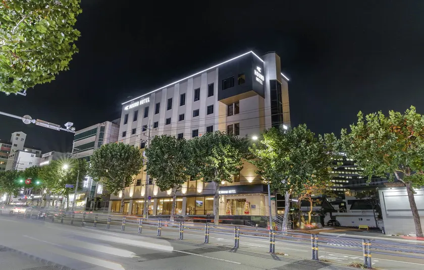 Hound Hotel DaeGu - Image 1